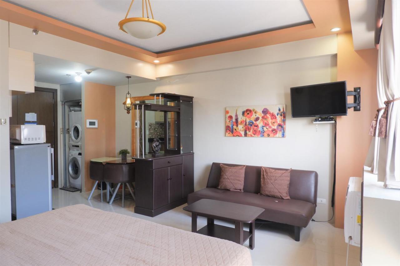 One Palm Tree Villas Manila Luaran gambar