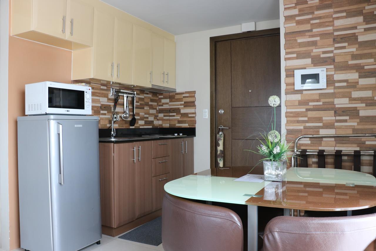 One Palm Tree Villas Manila Luaran gambar