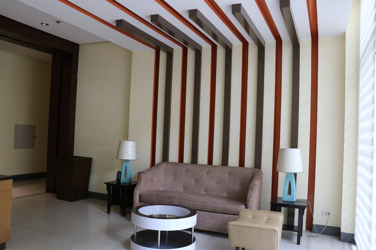 One Palm Tree Villas Manila Luaran gambar